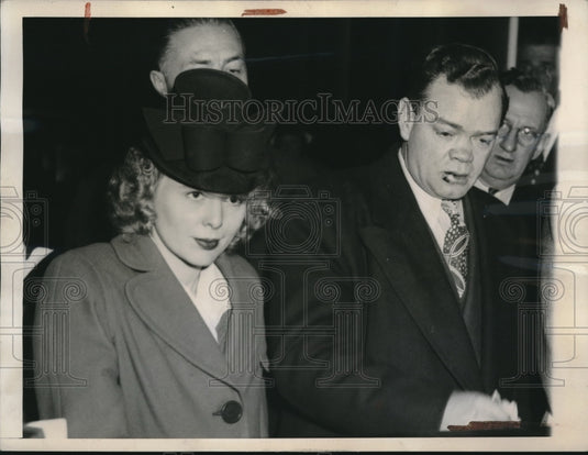 1944 Press Photo George Lawson Arrested By FBI In Death Of His Wife - nec22717 - Historic Images