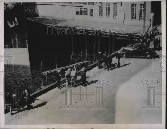 1939 Press Photo Freight Service inauguration halted by pickets. Seattle, WA. - Historic Images