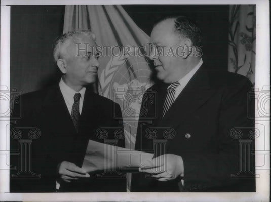 1949 Press Photo Sir Benegal Narsing Rau with UN Secy. Gen. Trygve Lie - Historic Images