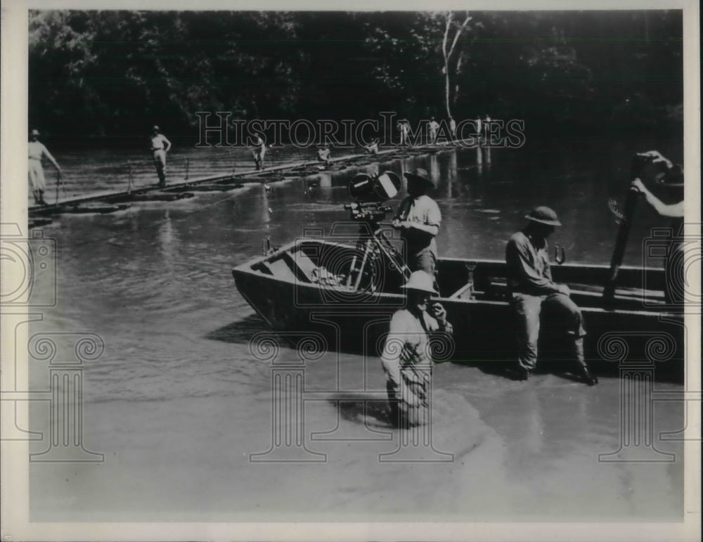 1940 movie filming U S Army-Historic Images