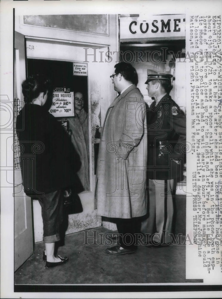 1957 Press Photo Ruby Seville locked in store after employees locked up for-Historic Images