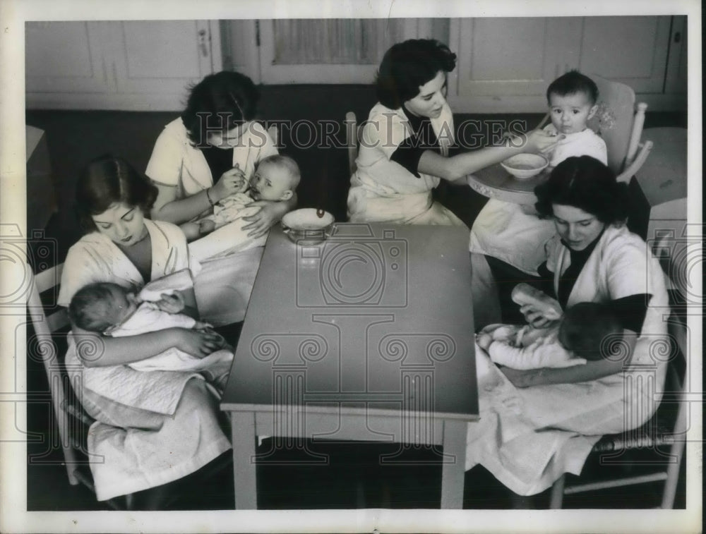 1937 Press Photo Various Methods of Feeding Babies - Historic Images