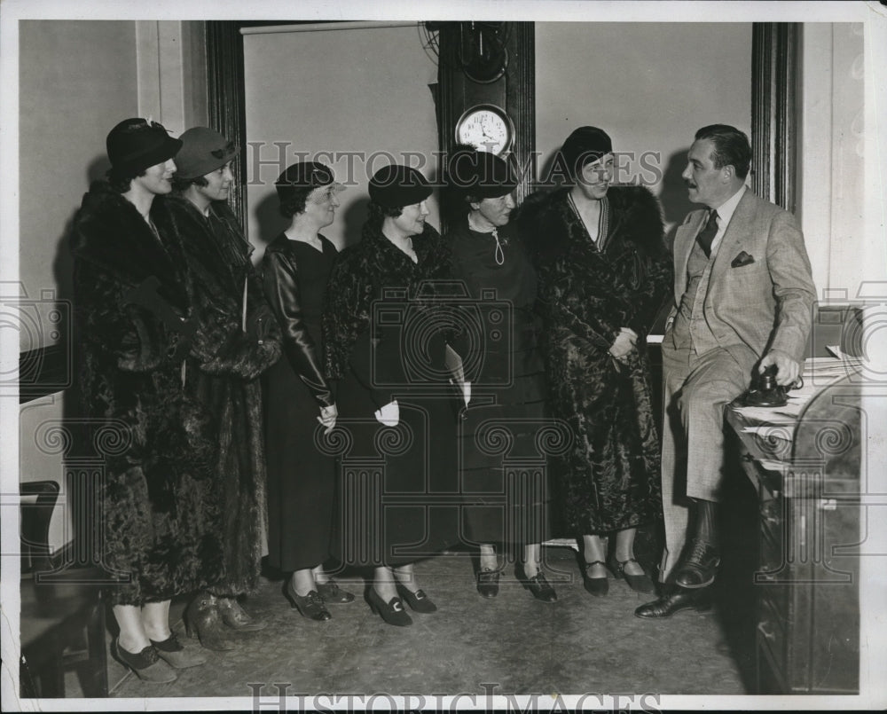 1933 Press Photo Mrs. Roosevelt&#39;s Class Studies Works of NRA - Historic Images