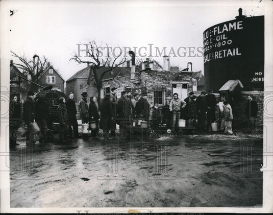 1948 Press Photo Chicago Oil laden barges A&A Oil Company-Historic Images