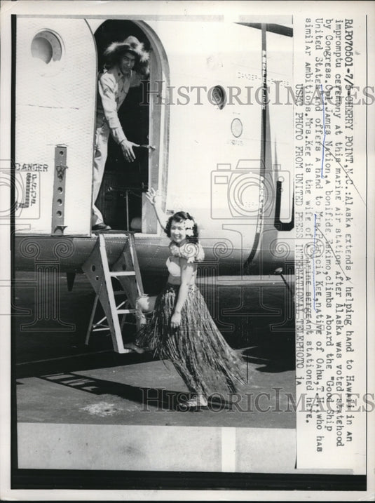1958 Press Photo Colonel James Nation, Mrs Patricia Kee - Historic Images