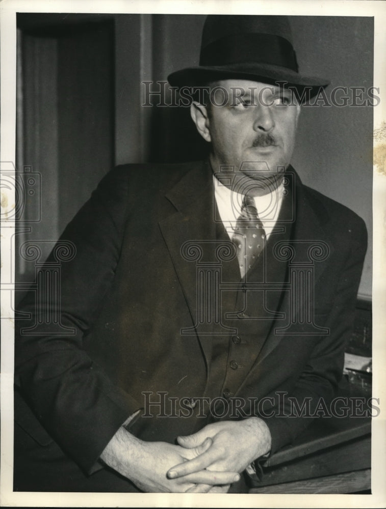 1934 Press Photo A police sgt Oliver Hassing was charged with safe cracking - Historic Images