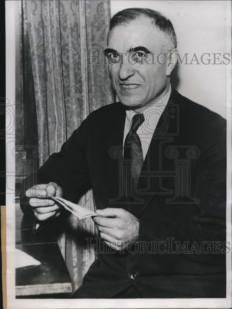 1934 Press Photo Pardoned after serving 22 years in Prison - Historic Images