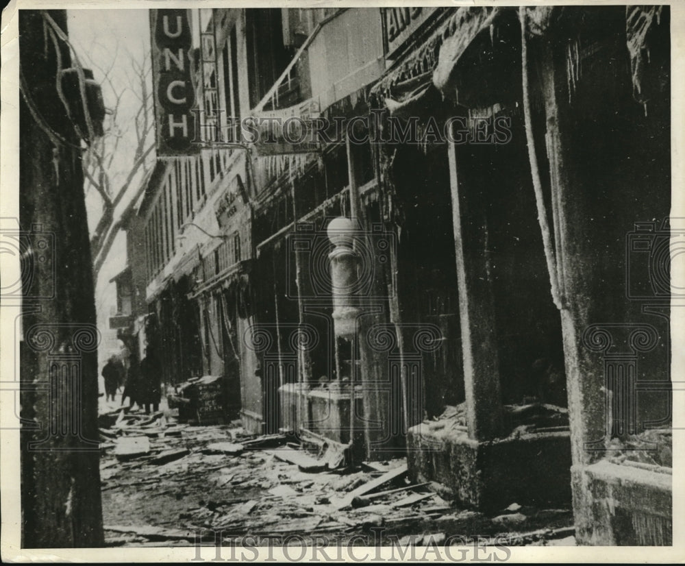 1926 Press Photo Remnants Of Buildings After Poughskeepsie Fire - Historic Images