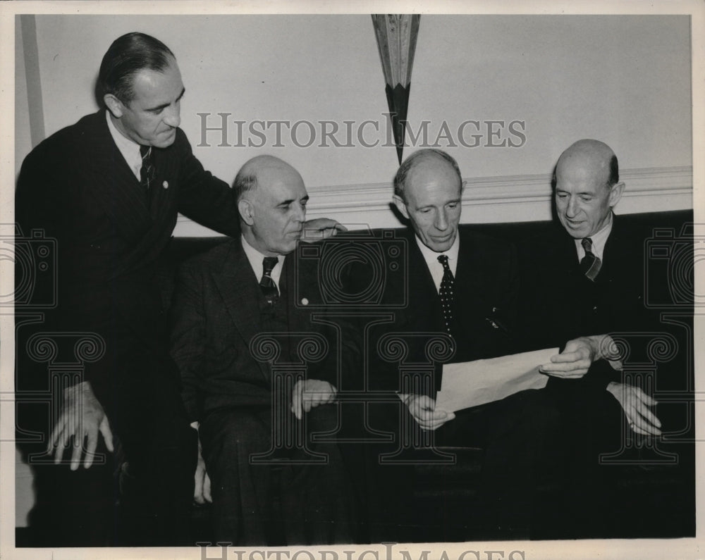 1941 Press Photo Brit Ambassador To The US Lord Halifax With AFL Leaders - Historic Images