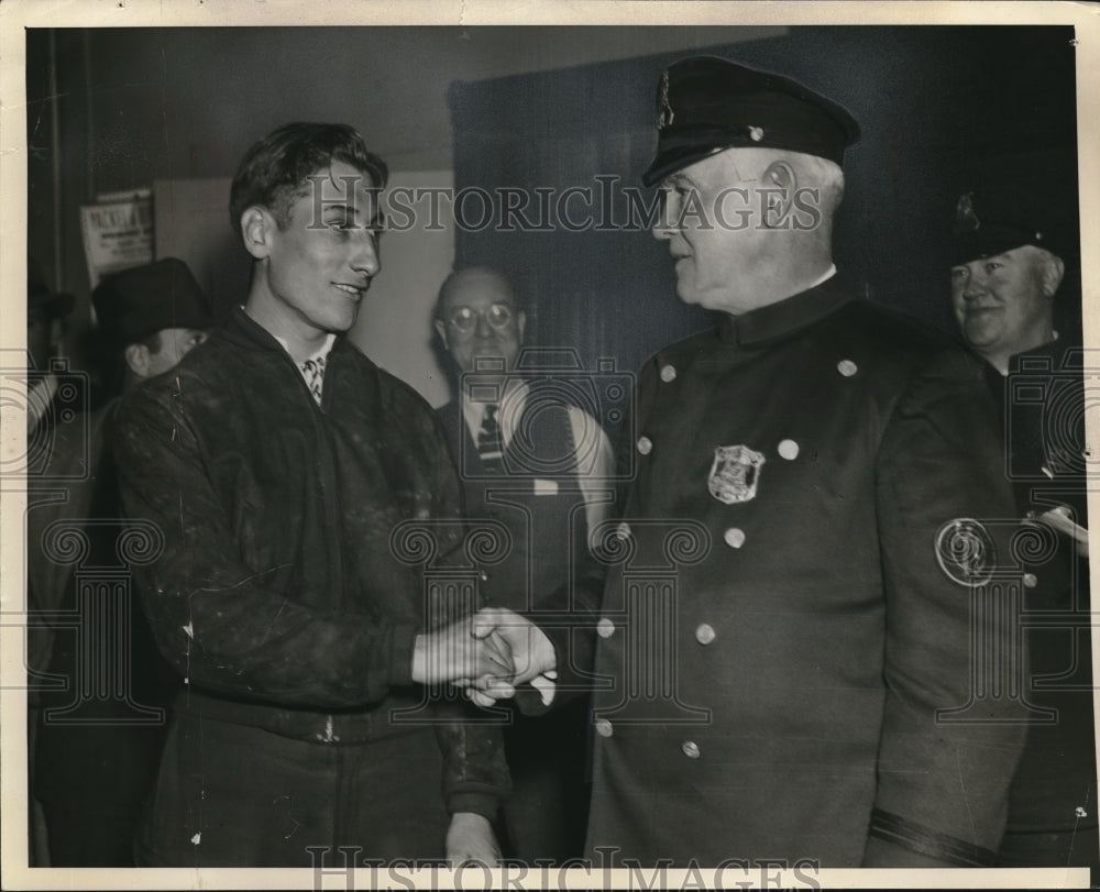 1937 Press Photo Casper Merritt who found Geary in shack - Historic Images