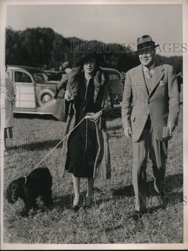 Mrs.Peters Homes with Hary Cushing in 1936 - nec26475 - Historic Images