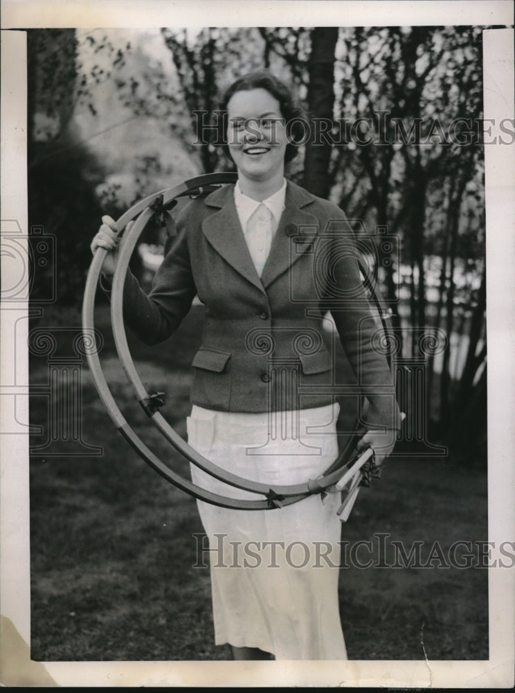 1937 Dewilda Naramore, Winner of Maria L. Eastman Scholarship - Historic Images