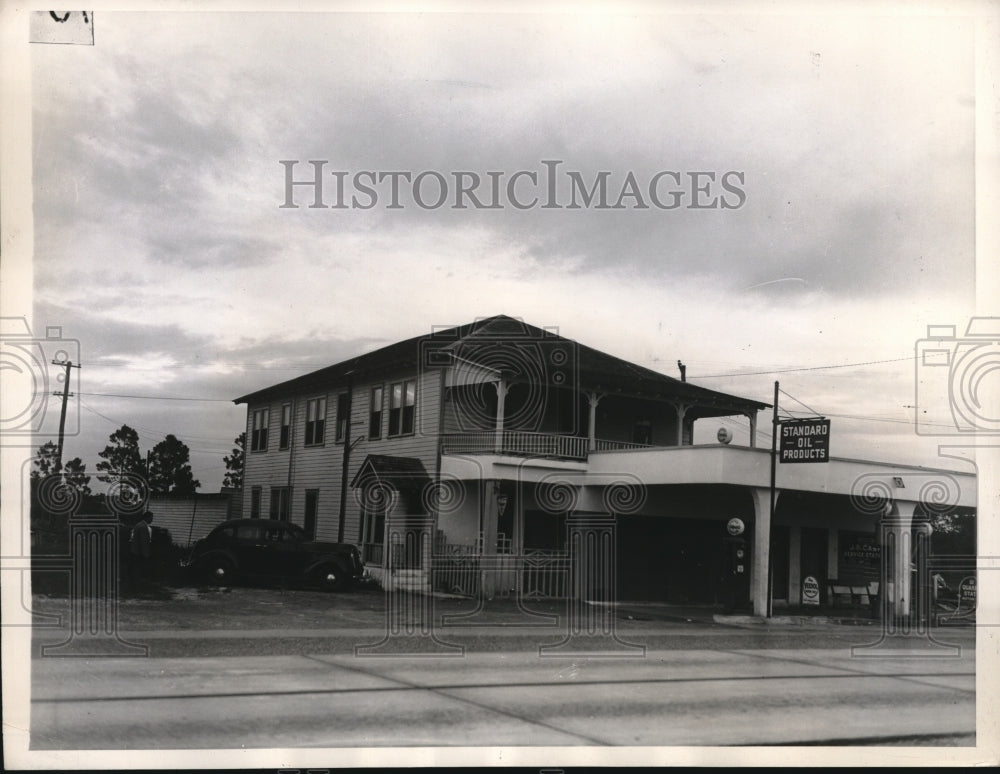 1938 Home Where James Bailey Cash Jr. at Age 5 was Kidnapped - Historic Images