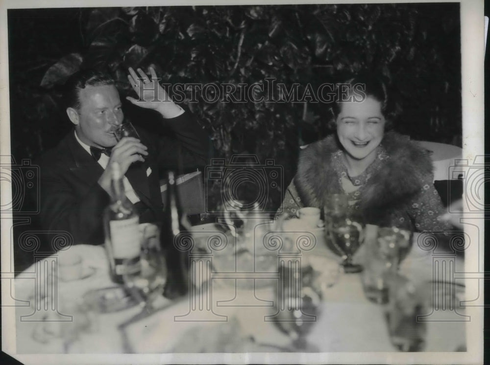 1934 Harvey Childs &amp; Mrs Carroll Alker at the Colony Club Palm Beach - Historic Images