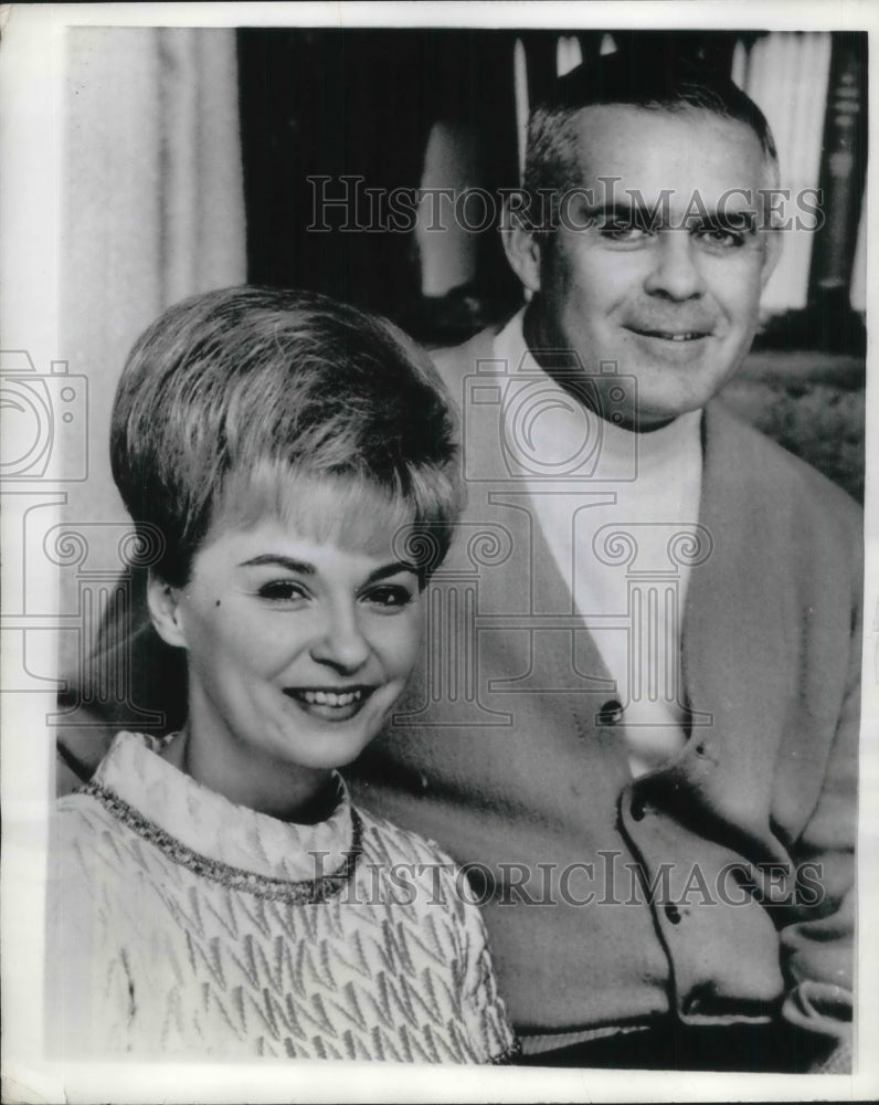 1969 Press Photo Francis Burns and Anne Sadowski Husband and wife. - Historic Images