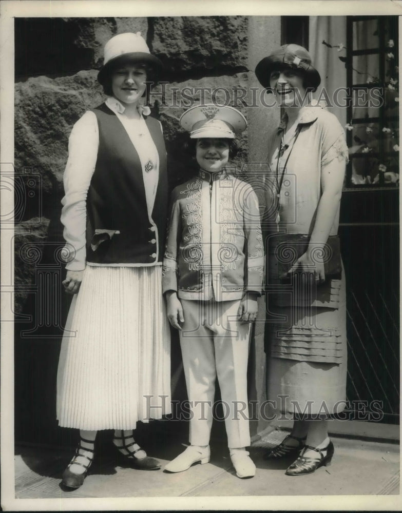 1924 Press Photo Mrs Beck, Miss Greenblat, Mrs Greenblat At GA Elks Convention - Historic Images
