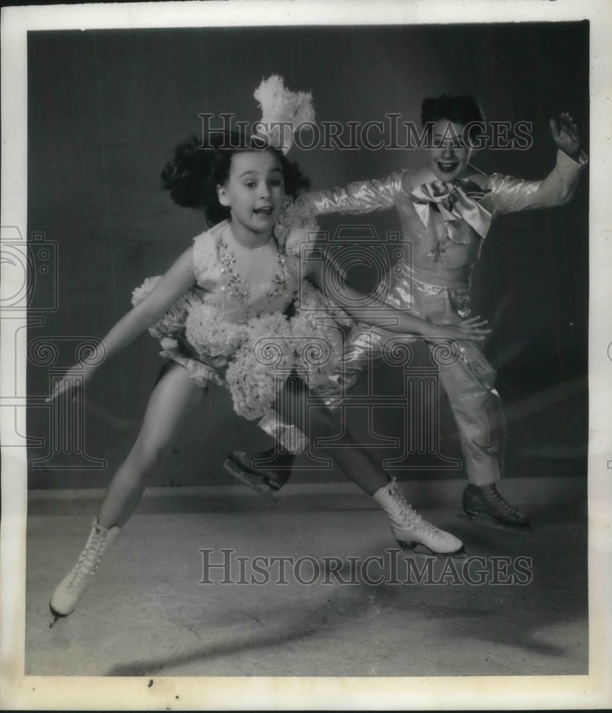 1942 Press Photo Irene and Danny to appear in motion picture with their dancing. - Historic Images