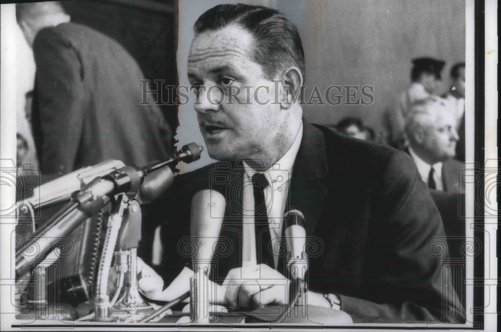 1962 Glen F Rice, Immigration Service Investigator - Historic Images
