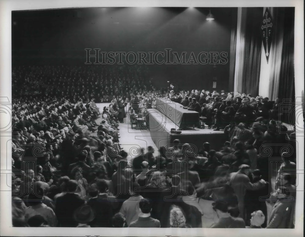 1948 Members of Gen Charles De Gaulle&#39;s RPP Rassemblement Du Peuple - Historic Images