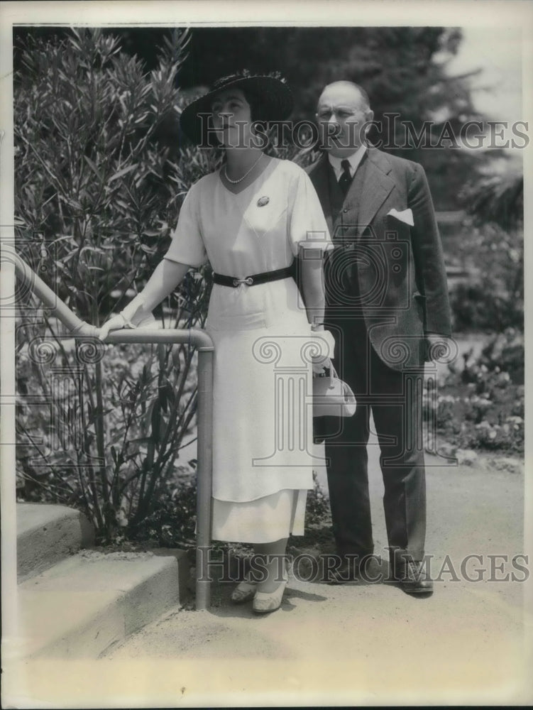 1934 Press Photo Publisher Emile Schreiber And Wife At LA Ambassador Hotel - Historic Images