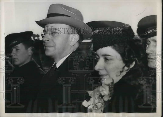 1939 Press Photo William Weighester And Wife Commissioners Of Boat USS Wichita - Historic Images