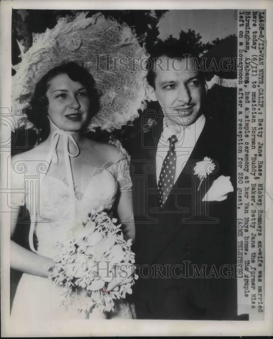 1949 Van Nuys, Calif B J Rase, ex wife of Mickey Rooney weds N Bsker - Historic Images