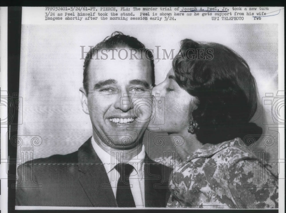 1961 Press Photo Joseph Peel Gets Kiss From Wife Imogene During Break - Historic Images