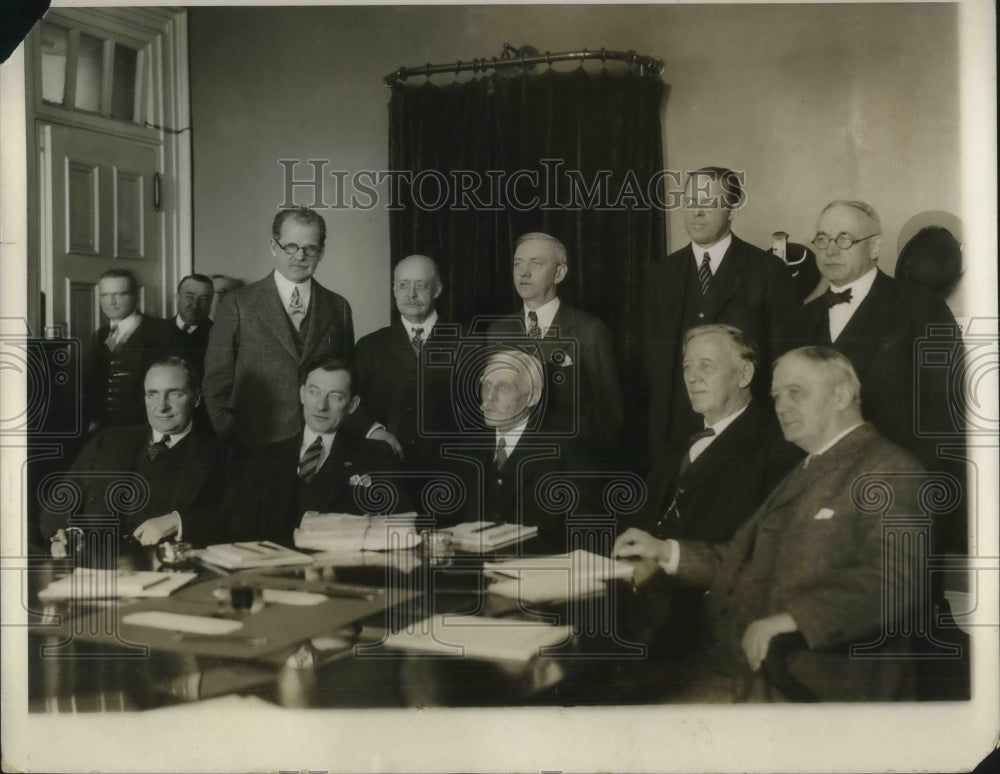 1928 Press Photo Mayor James Weller Has Conference with Cabinet Members in Washi-Historic Images