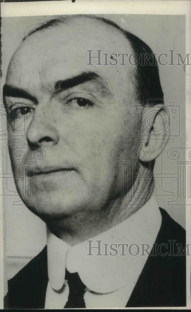 1929 Mr L. McNab, attorney in Calif. - Historic Images