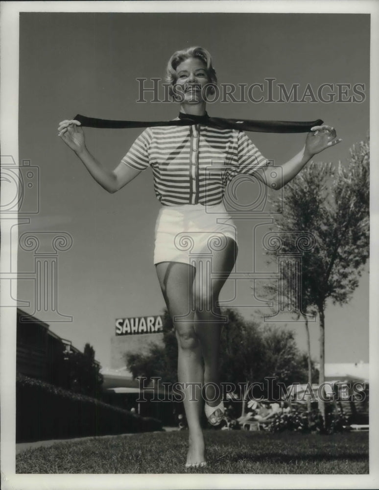 1961 Press Photo Most American Girl In The World Margie Cooke - Historic Images