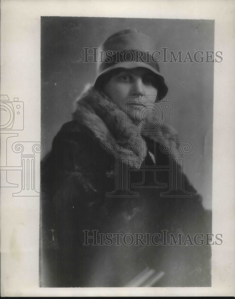 1928 Mrs. Kenneth Stinges - Historic Images