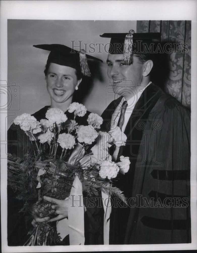 1954 Press Photo Grace &amp; Howard J. Westney Jr. received their Medical Degrees - Historic Images