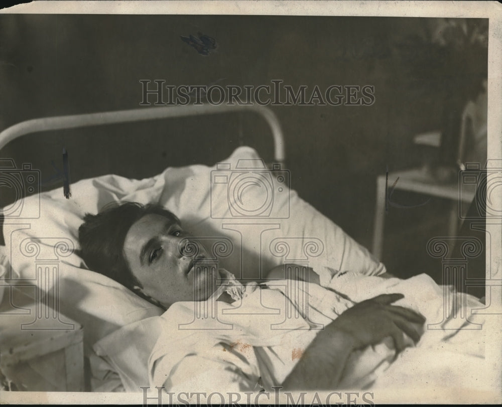 1923 Press Photo Dezso Simiz who was shot by his mother &quot;to save his soul&quot; - Historic Images