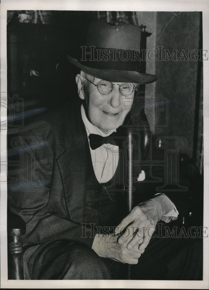 1939 Press Photo James Snyder (witnessed 52 of the then 54 Kentucky Derby races) - Historic Images