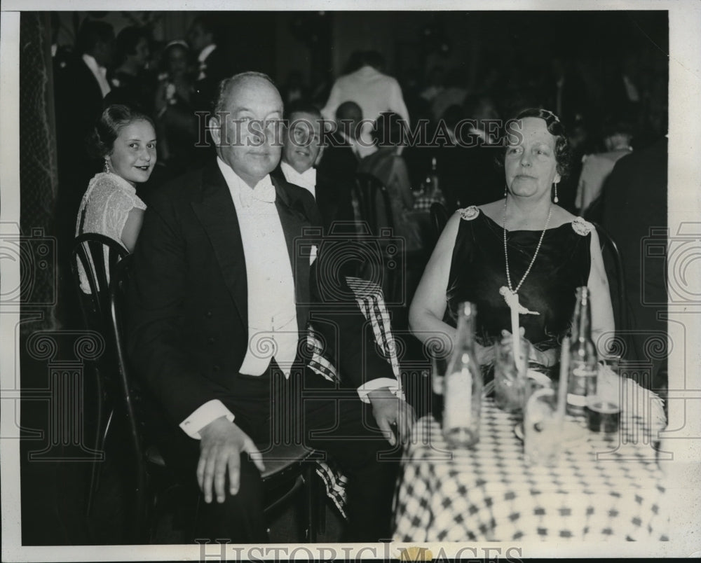 1933 Press Photo Charity Ball in NYC, Joseph Stevens,Mrs HE Manville - nec31071 - Historic Images