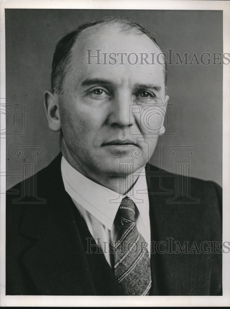 1940 Lee White, Director of Public relations Detroit News - Historic Images