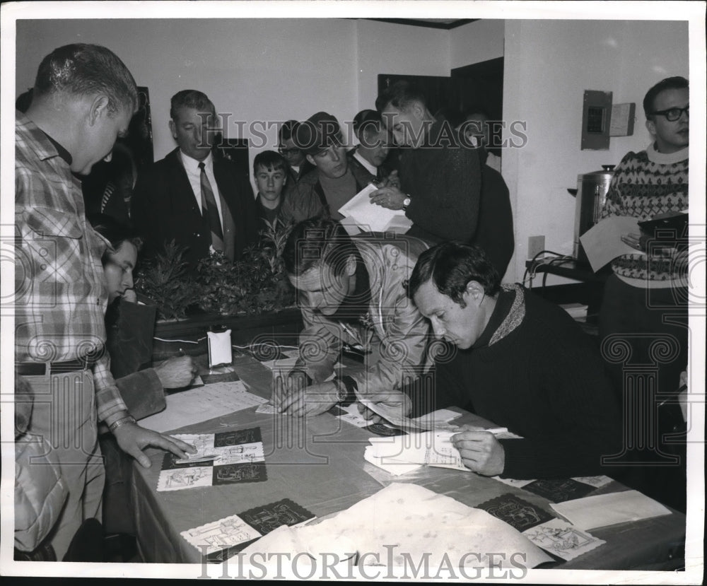 1963 Don Piccard Famed Balloonist Studying Weather Conditions - Historic Images