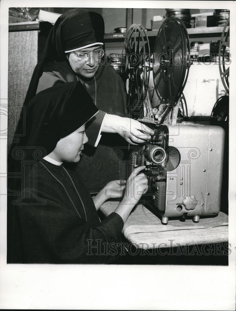 1968 Sister Maria del Rey World Traveler &amp; Author Mary Knoll Mission - Historic Images