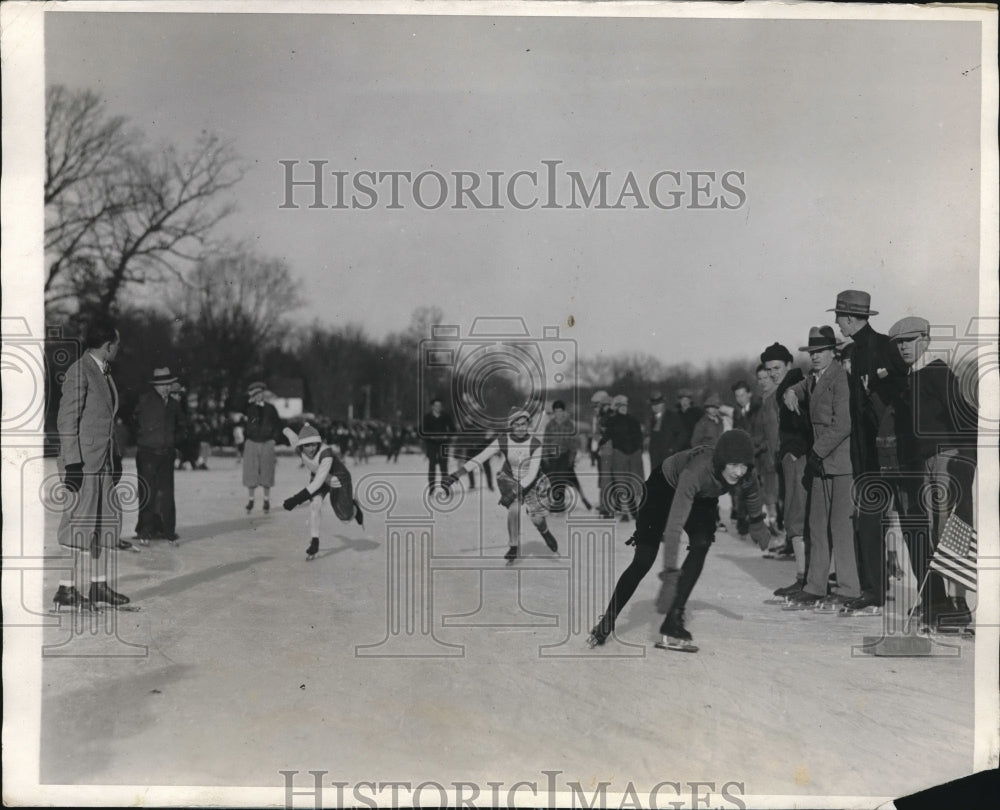 1927 Press Photo Caroline Brieter finished first, Katherine Koch second - Historic Images