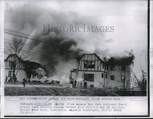 1956 Press Photo Fire sweeps Natl Guard armory in Cinncinati, Ohio - Historic Images