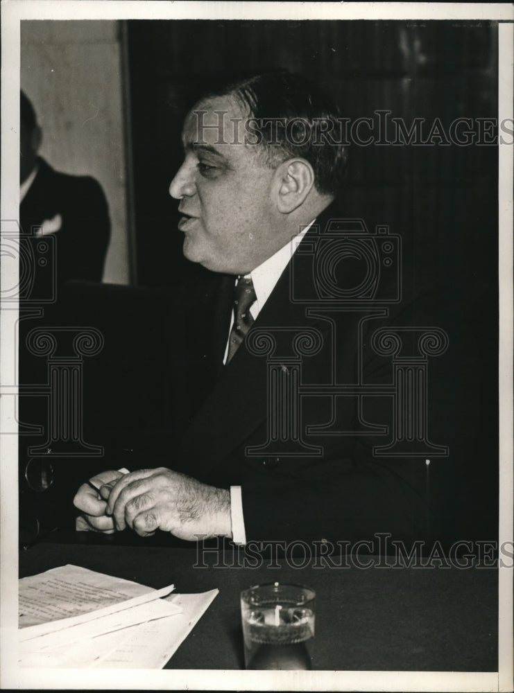 1937 Press Photo Mayor F.H. LaGuardia testifying before the senate in DC - Historic Images