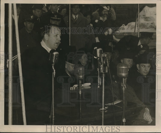 1941 Press Photo Murray Van Wagoner, Gov. of Michigan Speaking at Inauguration - Historic Images