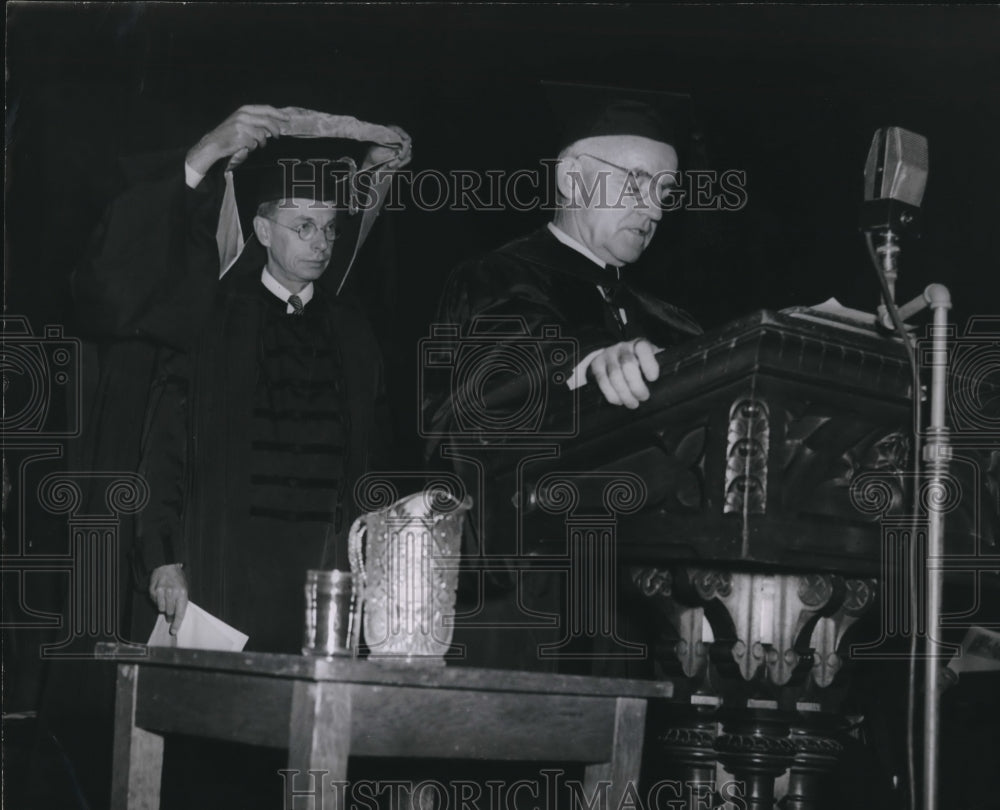 1945 Press Photo NC university - nec33078 - Historic Images