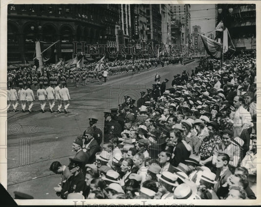 1937 Press Photo Thousands Watch Annual Shriners Parade In Detroit - nec33484 - Historic Images