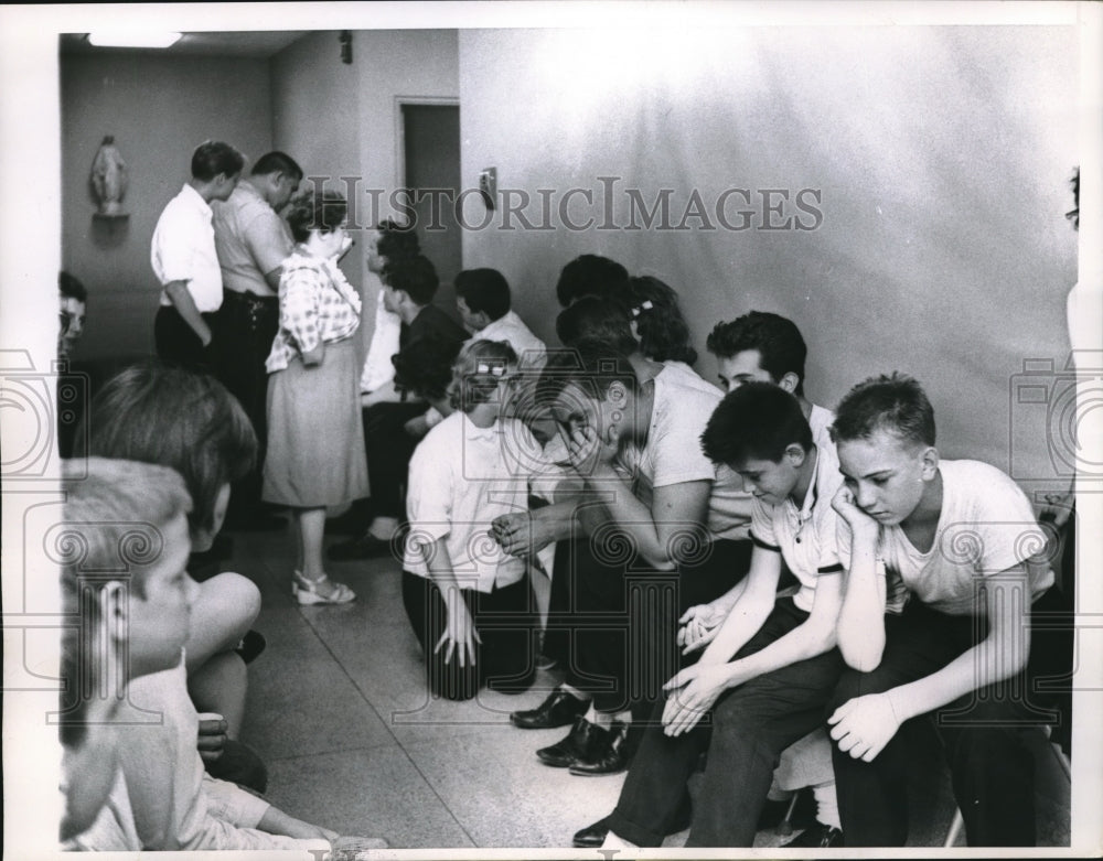 1962 Press Photo Chessman Junior Drum and Bugle Corp, Food Poisoning - Historic Images