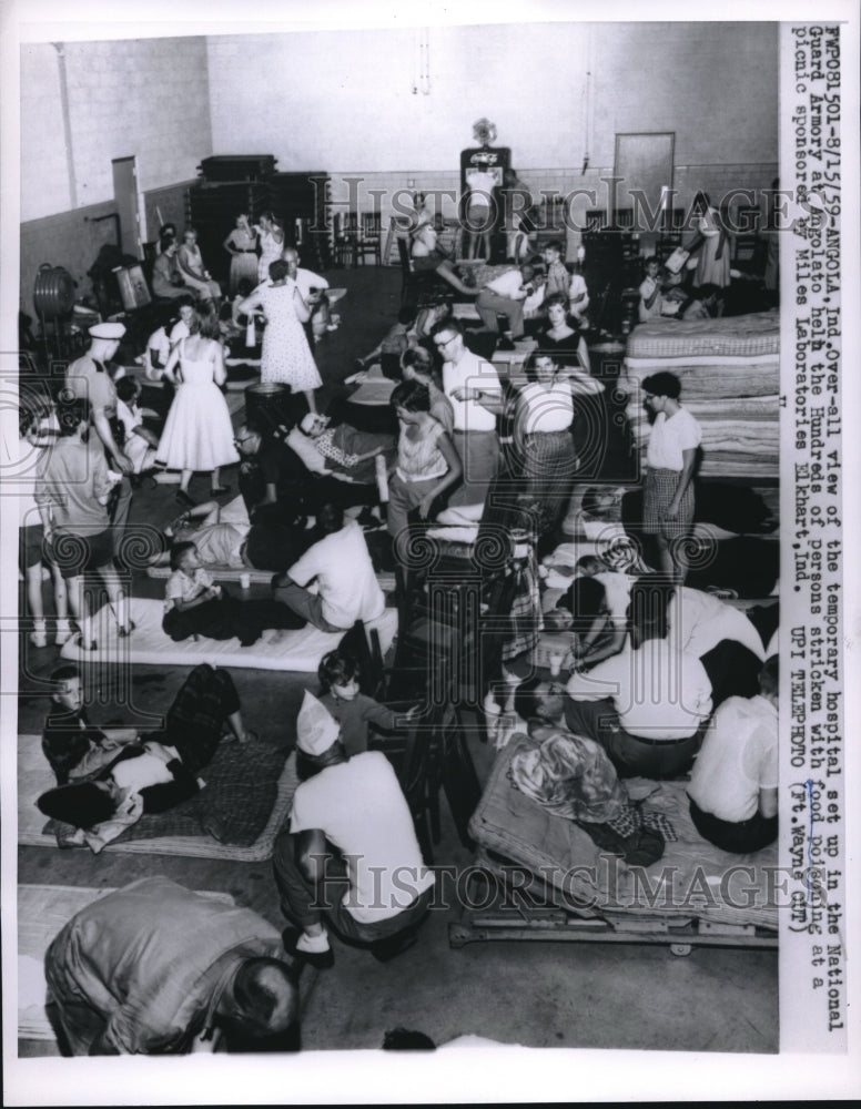 1959 Press Photo 100&#39;s people food poion at National Guard Armory in Angolato, - Historic Images