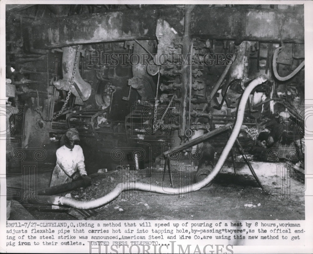 1952 Press Photo American Steel &amp; Wire Co. Use Method to Get Pig Iron to Outlets - Historic Images