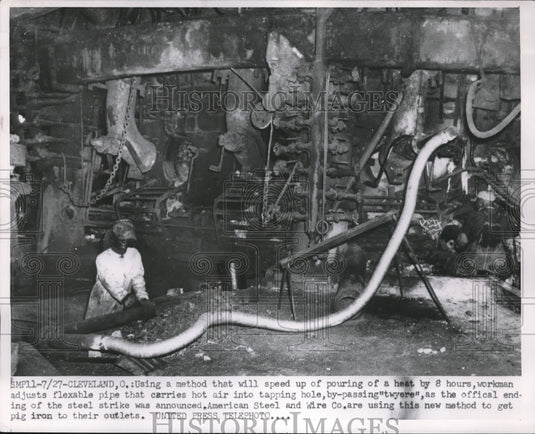 1952 Press Photo American Steel & Wire Co. Use Method to Get Pig Iron to Outlets - Historic Images