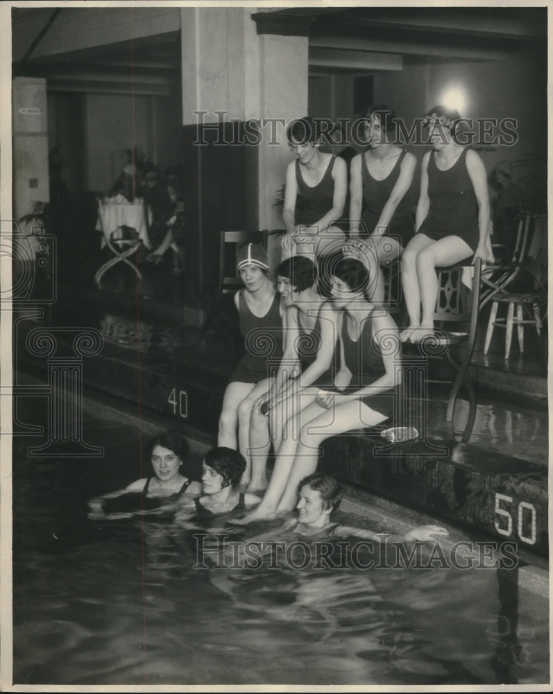 1927 Press Photo Bathing Girls - Historic Images