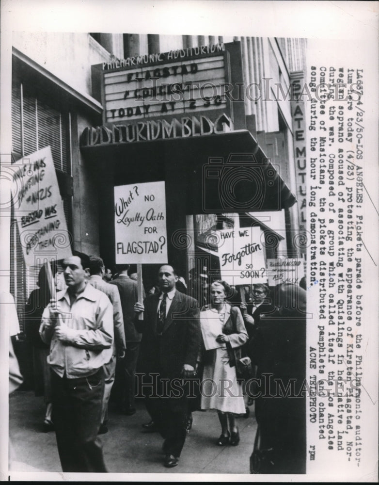 1950 Press Photo LA, Calif. pickets at Philharmonic auditorium - nec34663 - Historic Images